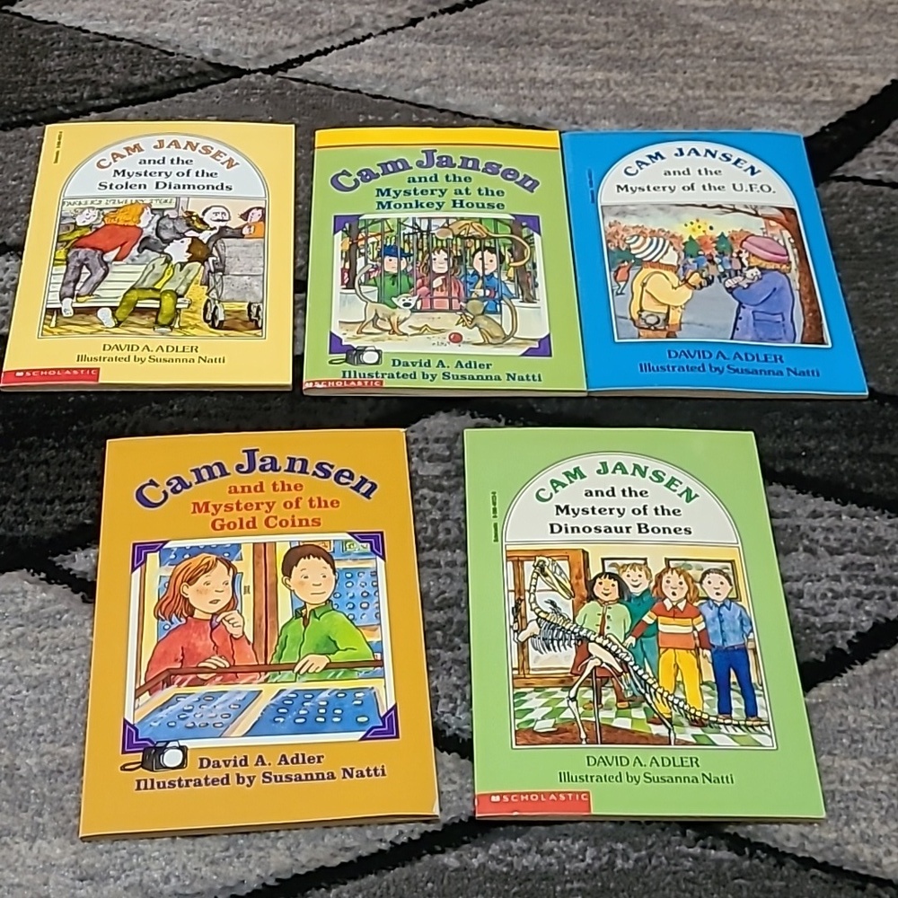 CAM JANSEN 5 PAPERBACK MYSTERIES BOOKS